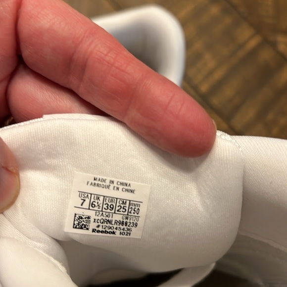 NWT Reebok Club C Double sneaker - Picture 5 of 6